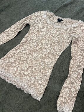 Women's Long Sleeve Sheer Lace Top - Beige